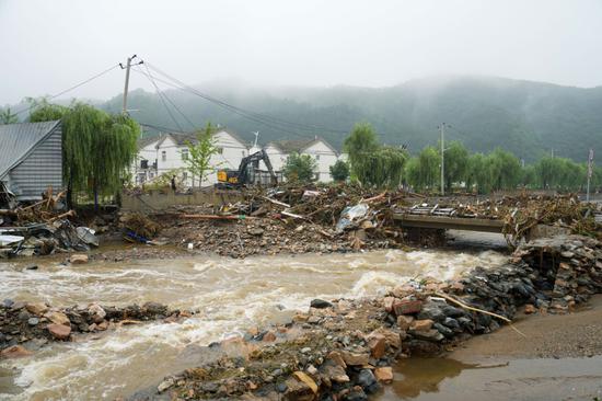 China issues top alert for geological hazard risks amid heavy rainfall