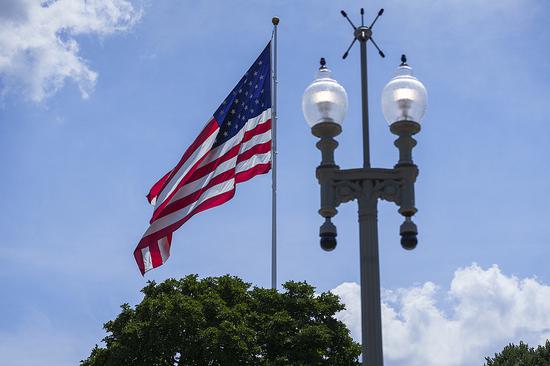 Confidence in U.S. slides under new government
